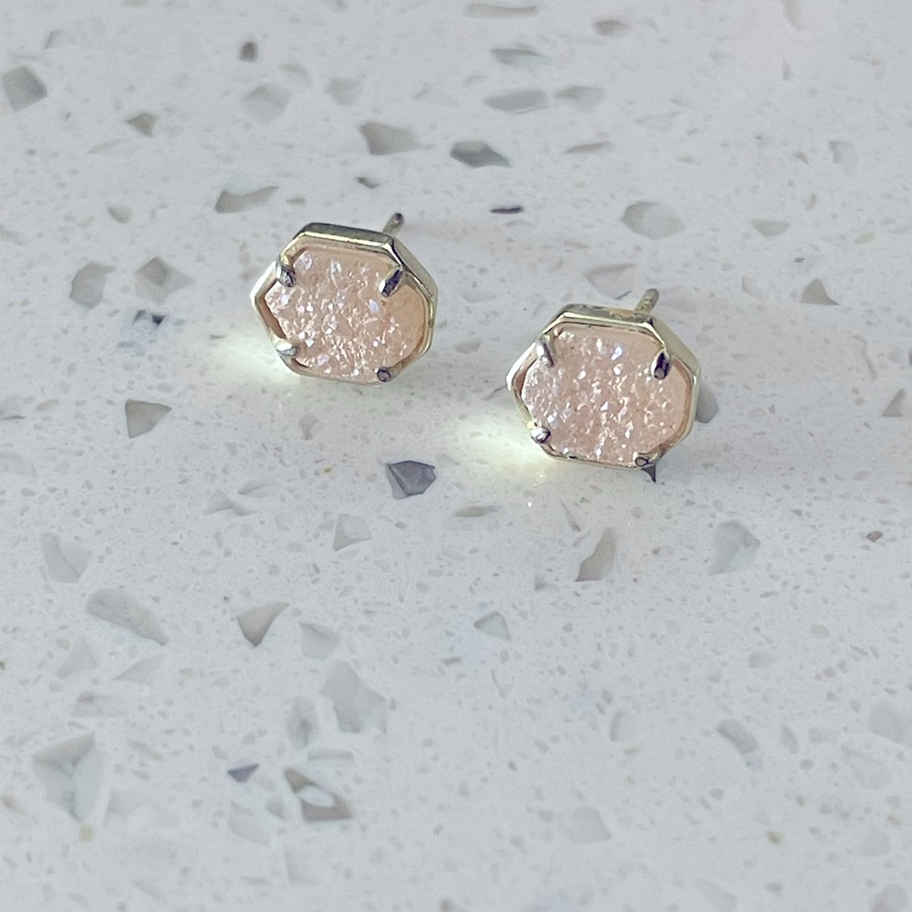 Kendra Scott Gold Stud Earrings in Iridescent Drusy